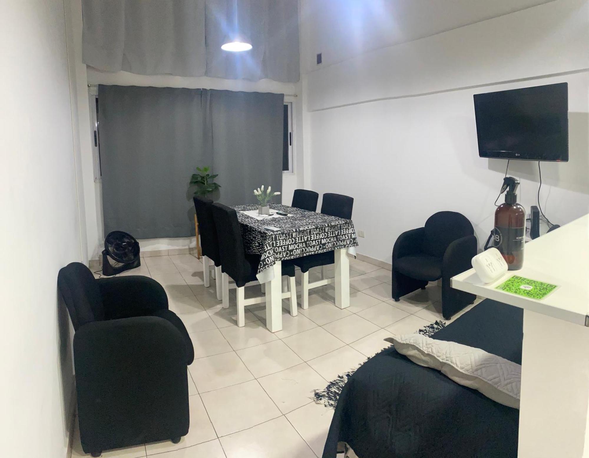El Depto Tipo Duplex Pleno Centro Incluye Cochera Consultar Servicio De Parking Appartement Monte Grande Buitenkant foto