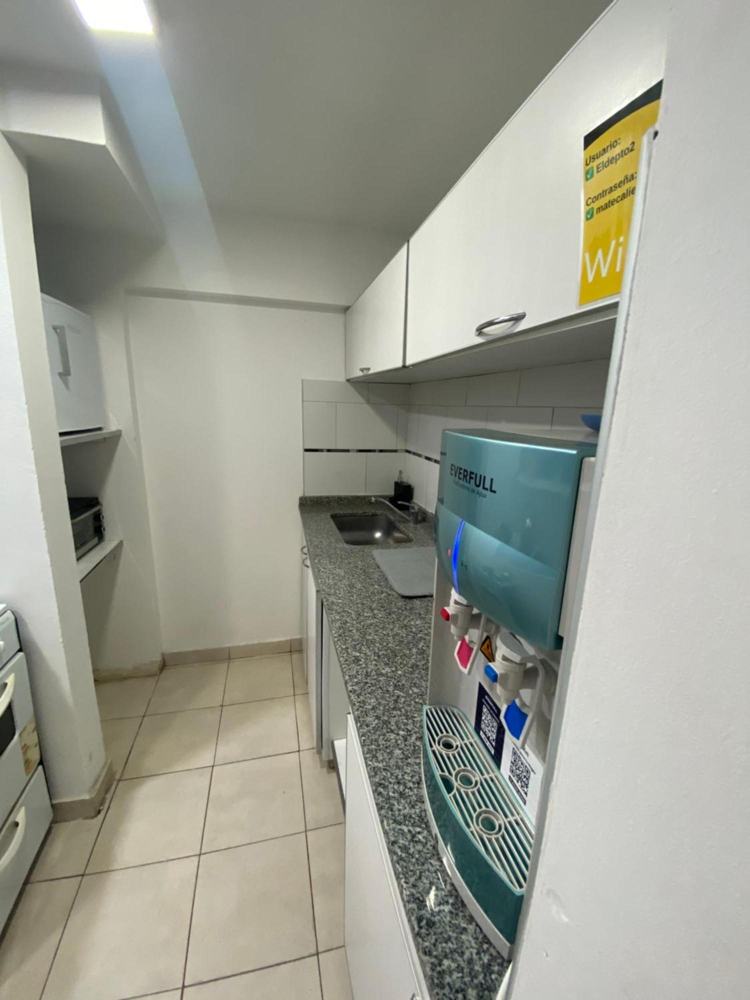 El Depto Tipo Duplex Pleno Centro Incluye Cochera Consultar Servicio De Parking Appartement Monte Grande Buitenkant foto